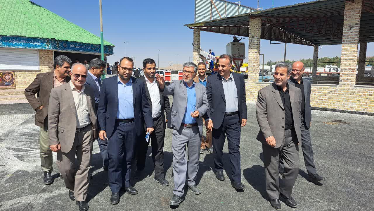 بازدید مسئولین استانی و شهرستانی از موکب صنایع شازند